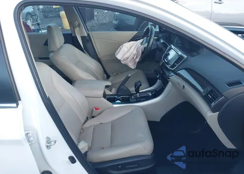 2017 Honda Accord Ex-L z USA, uszkodzony, nr VIN 1HGCR2F86HA058276